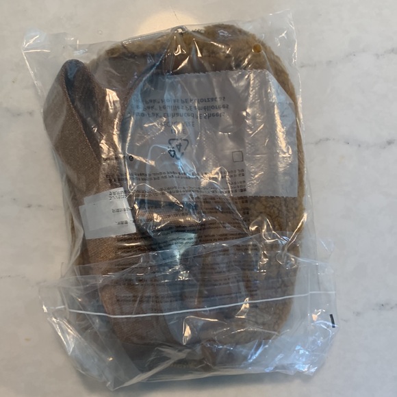 NWT Lululemon Everywhere fleece bag burnt caramel - Picture 4 of 4